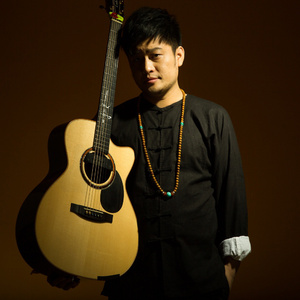 玩男中初学生J8
